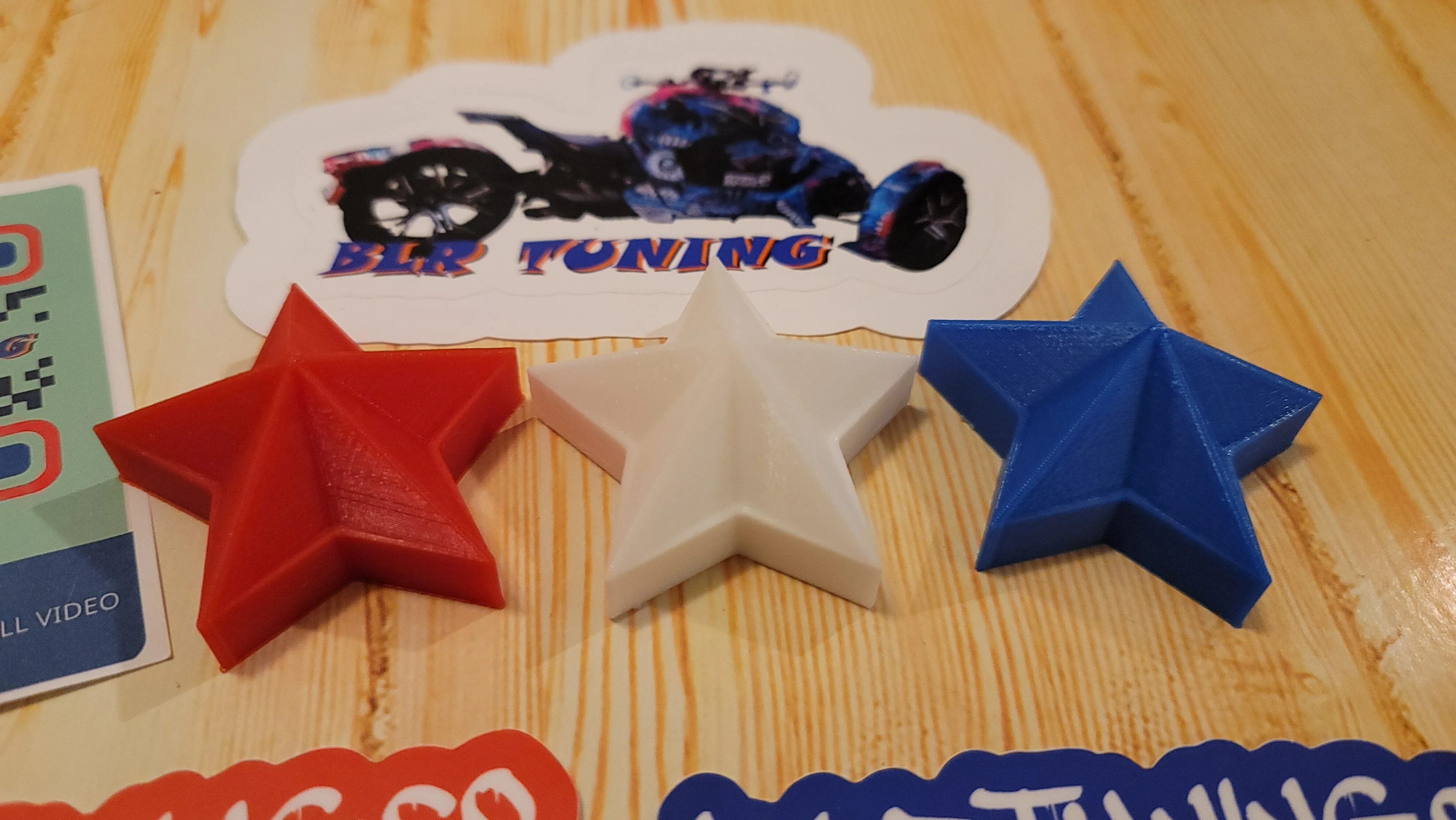 CAN-AM RYKER RED WHITE AND BLUE FIVE STAR WHEEL CENTER CAPS - Image 2